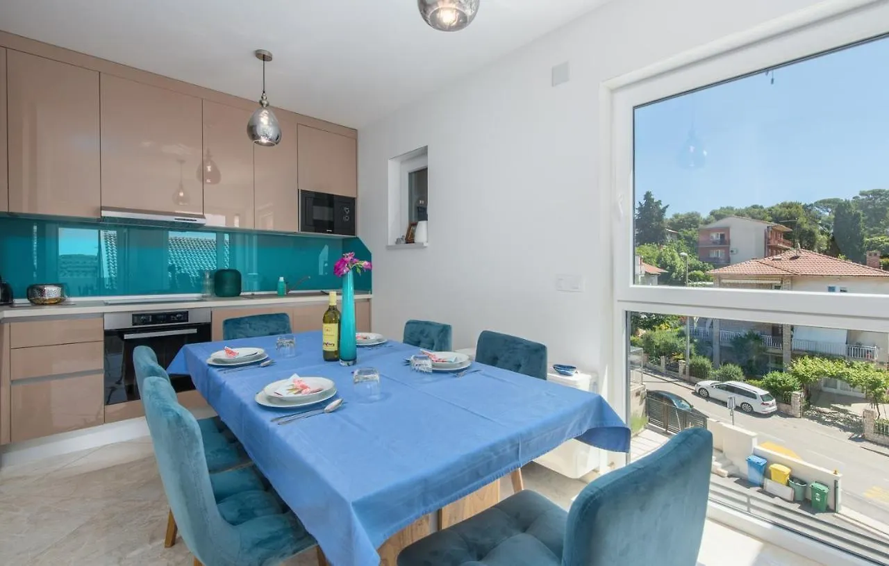 Modern Apartments With Shared Pool Near The Sea Pula Guest house